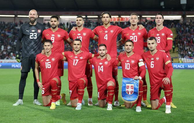 塞尔维亚男足与巴西、瑞士、喀麦隆分在G组